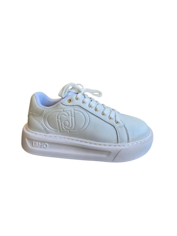 Off-white patike